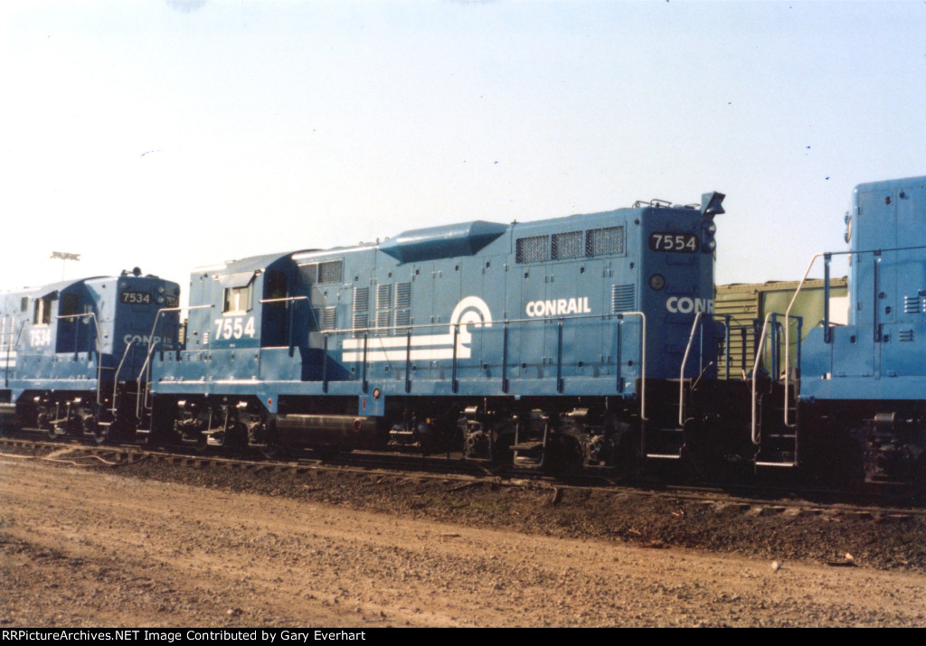 CR GP10 #7554 - Conrail